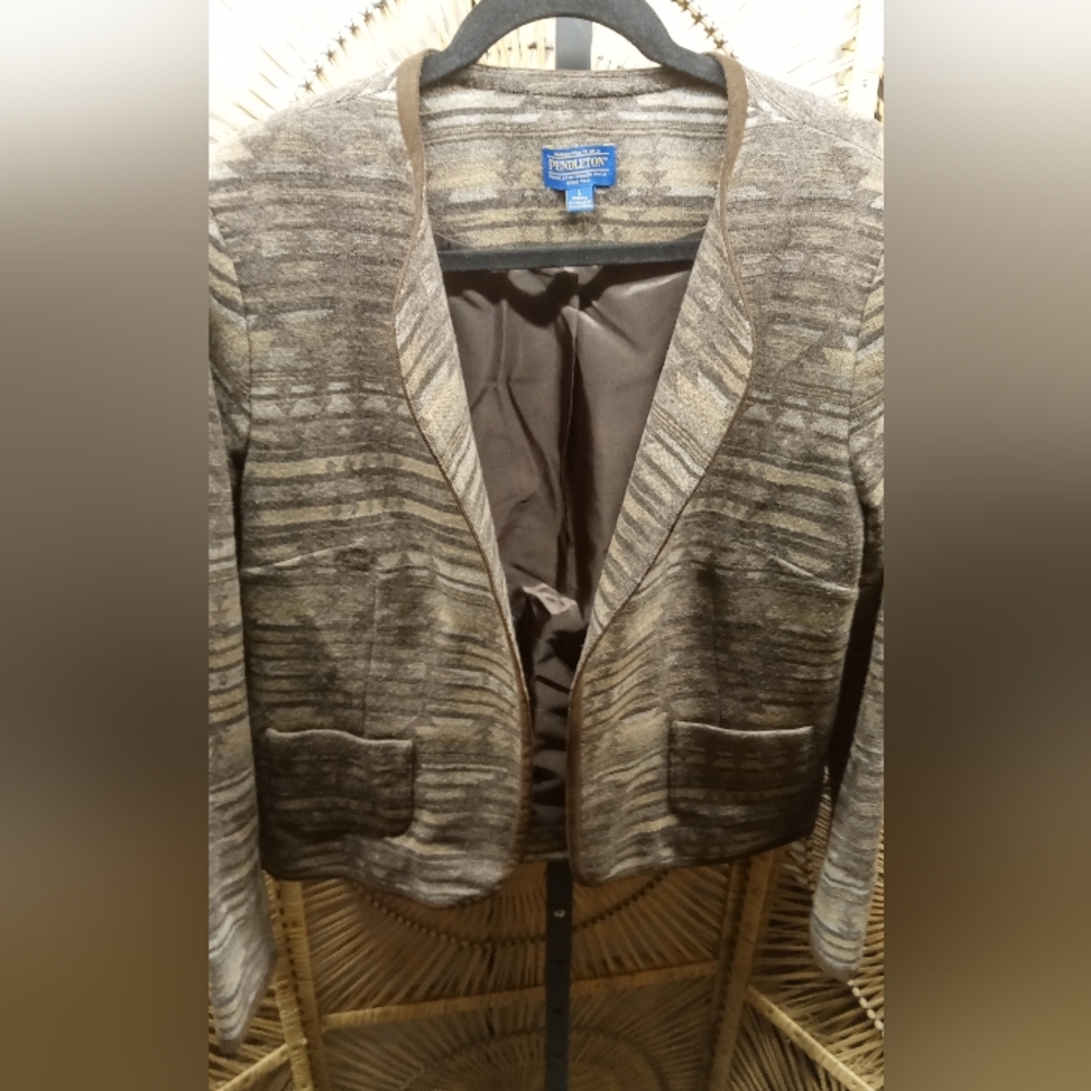 Pendleton Jacket Large - image 5